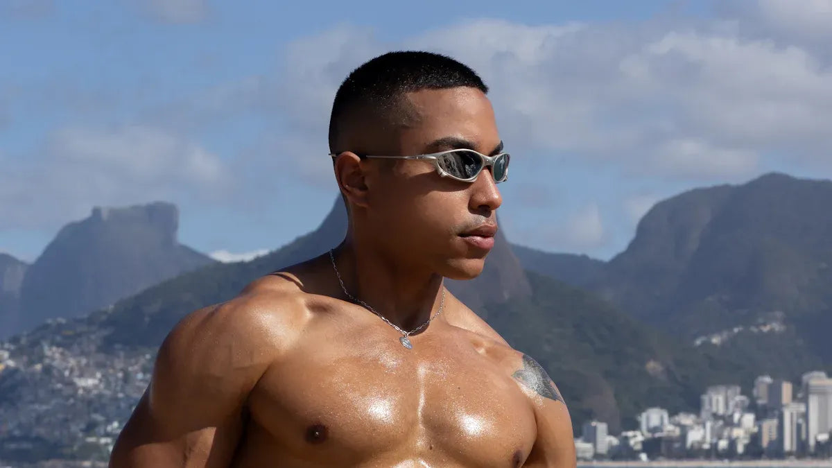 Where to buy male thongs